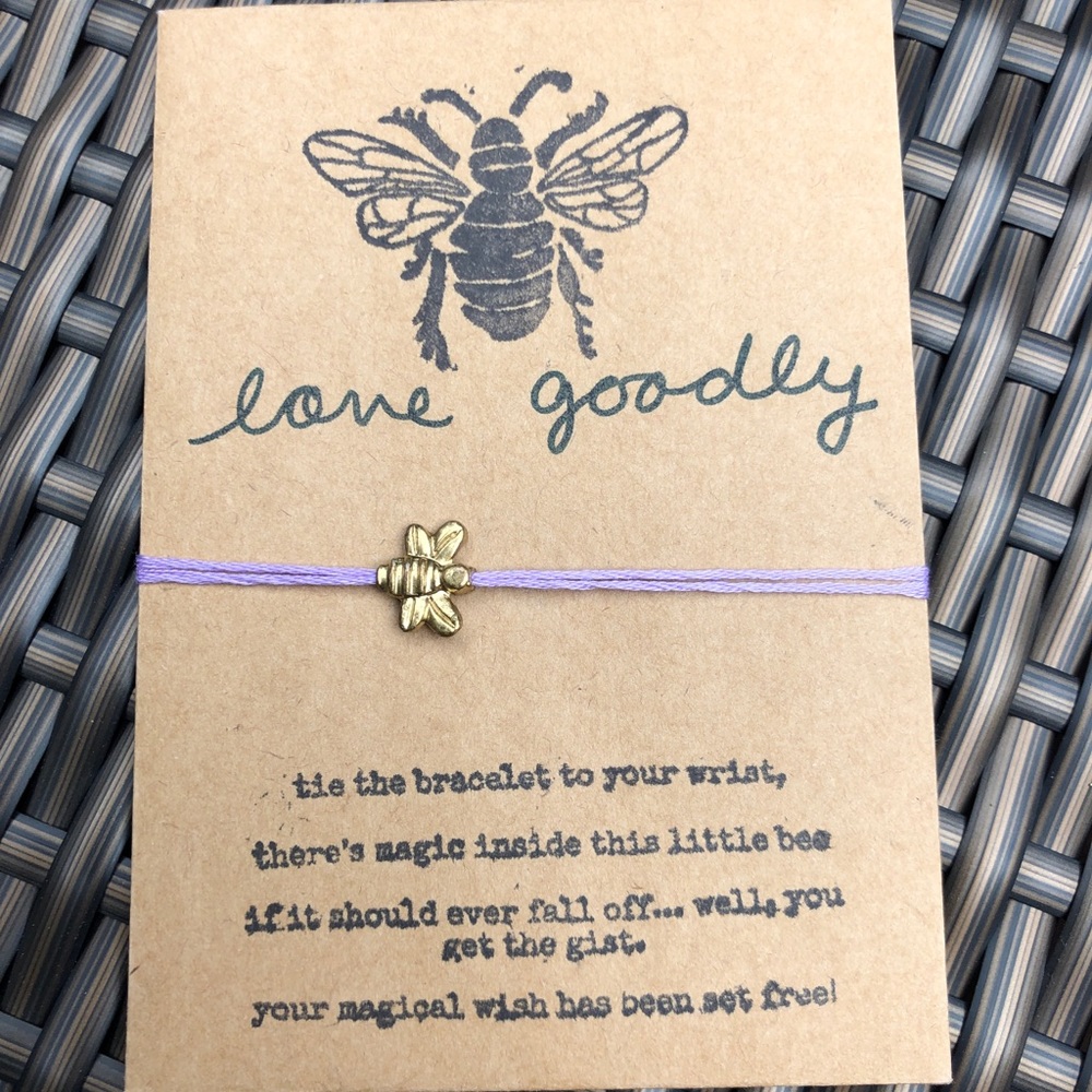 Bee charm bracelet